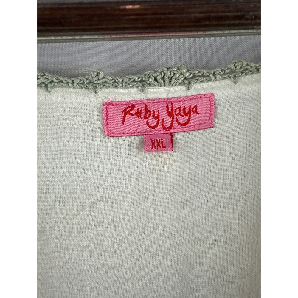 Women’s Ruby Yaya crinkled cotton peasant blouse white w/ green embroidery. XXL - Picture 2 of 7